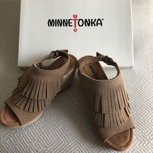 New Minnetonka Ashley Wedge Sandal